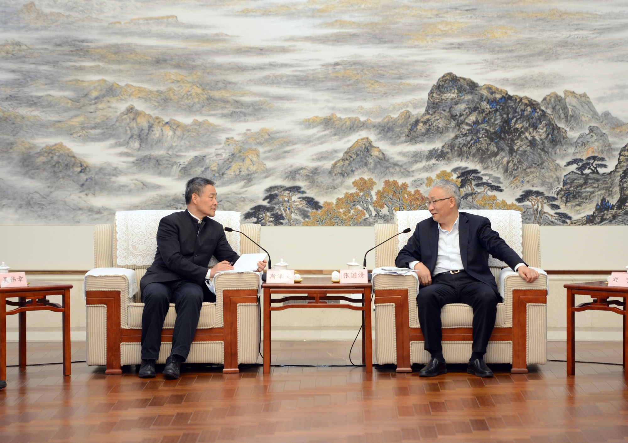DE79766BB0A9F13C6E8908B28B3_C4AA69DD_26EC36.jpg?e= 首页-人生就是博手机版