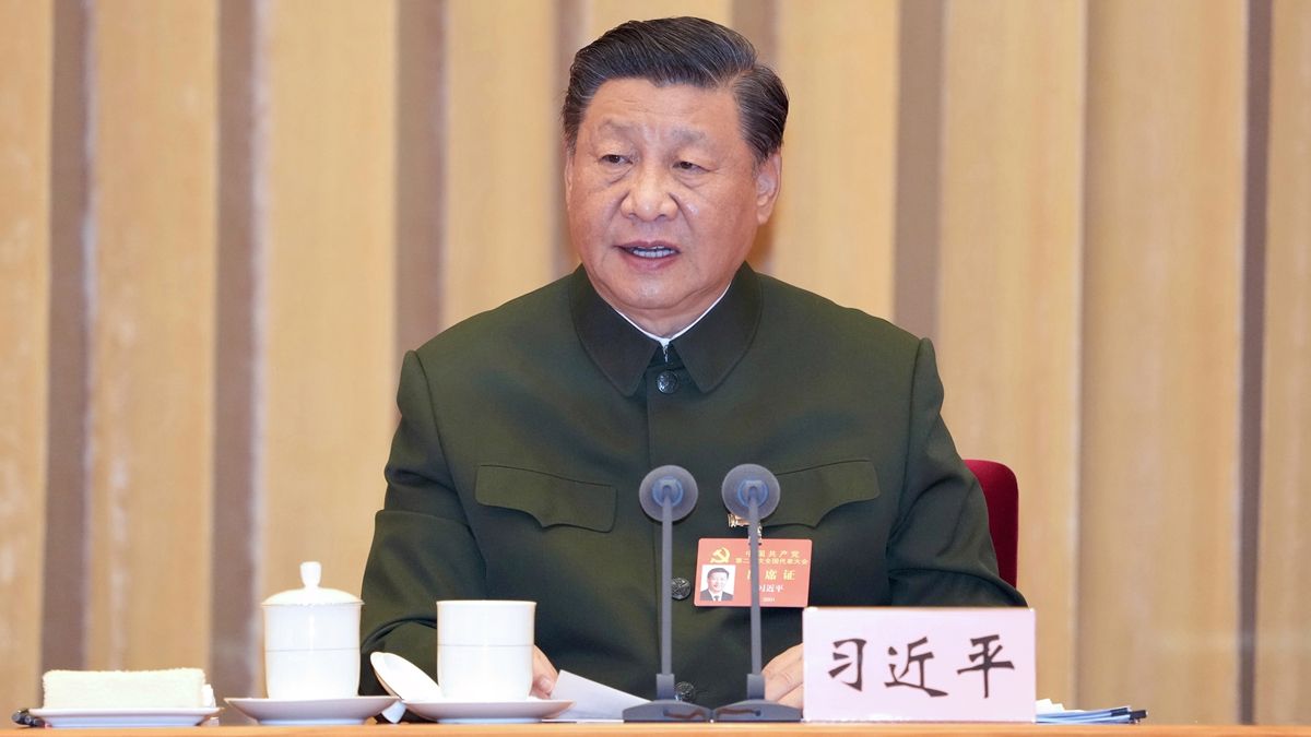F3BDEB70D8DF1C447E6BAC8DD25_76749176_11AD4 习近平出席军队辅导干部会议并颁发沉要讲话